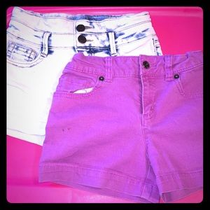 2 girl shorts